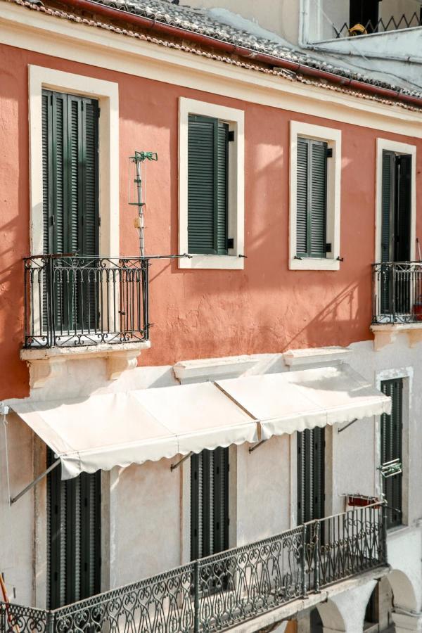 Down Town Apartment By Corfuescapes Corfu  Exteriör bild